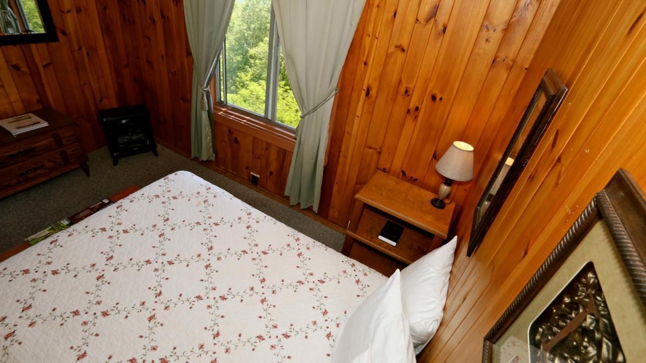 Alpine Inn Little Switzerland Exteriör bild